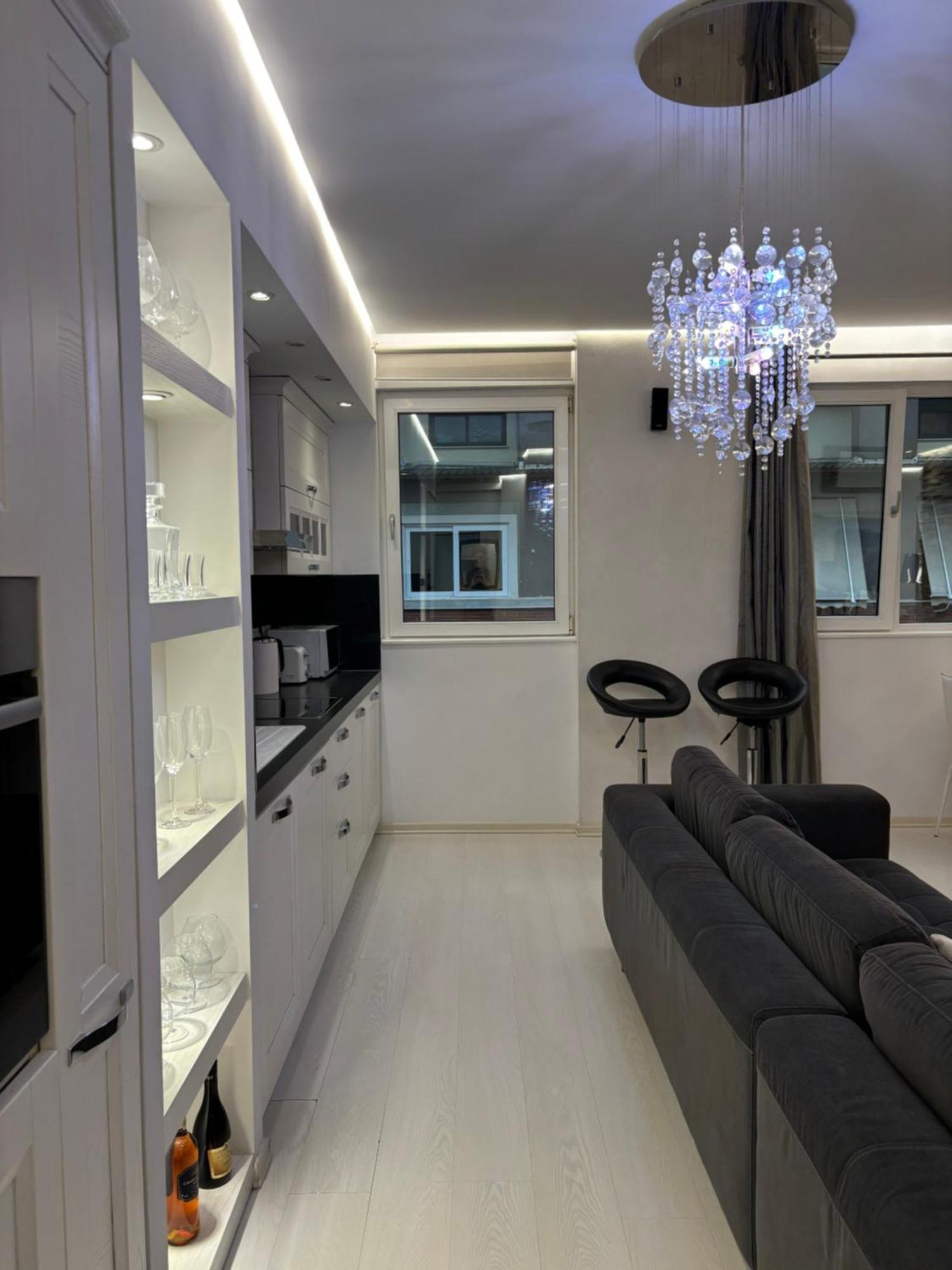 Tam Serviced 2Bdr Apartment City Center No6 تيرانا المظهر الخارجي الصورة