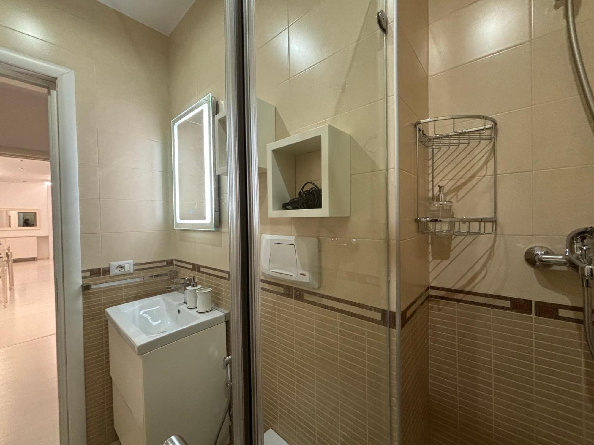 Tam Serviced 2Bdr Apartment City Center No6 تيرانا المظهر الخارجي الصورة